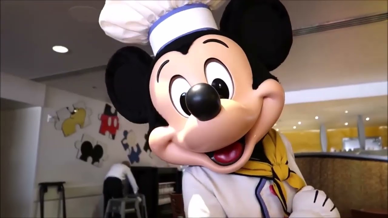 Guide to Chef Mickey's Character Breakfast