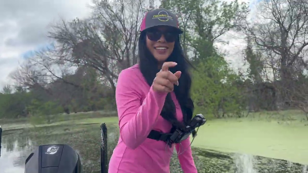 Full video of nonstop fishing on Texas newest lake Bois D’Arc with special guest Stacy Goes Outside
