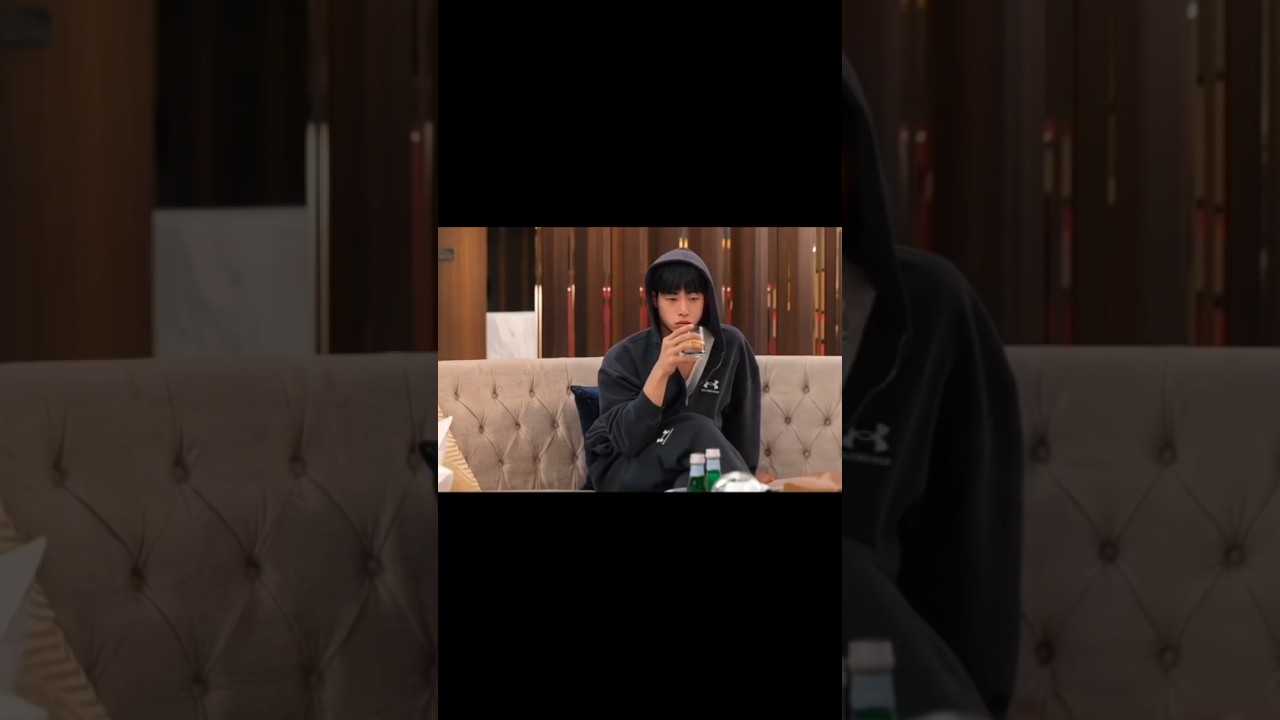 they're in pure shock🤣 #singlesinferno5 #kdatingshow #kdramalovers #netflix #jinkyung #fyp #dex