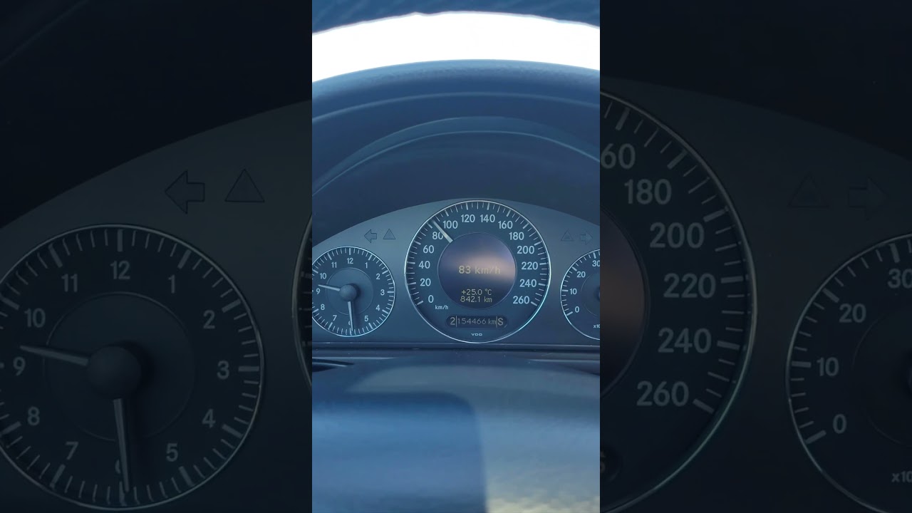 Mercedes CLK500 Acceleration