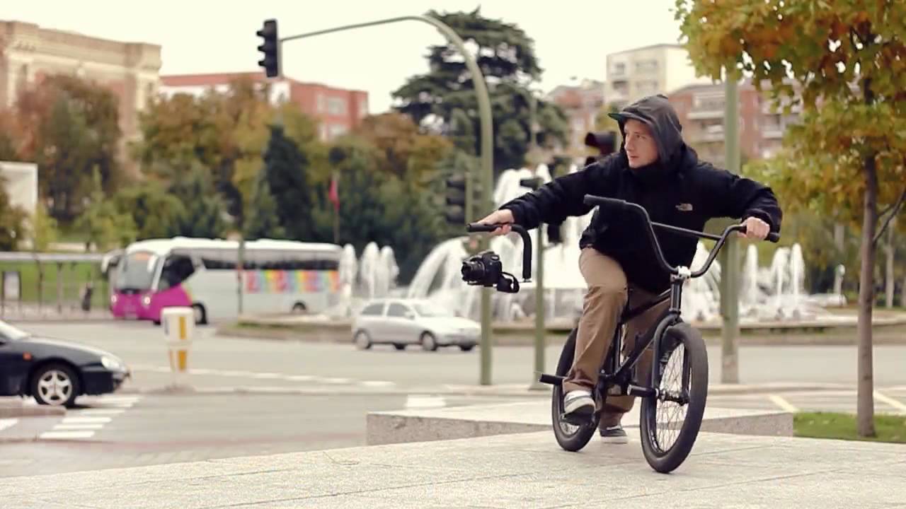 MacNeil UK BMX Team In Madrid [HD]