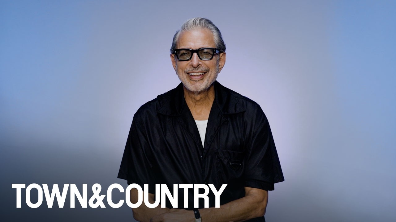 Jeff Goldblum on &lsquo;Wicked,' Meeting Princess Diana & His Signature Style | Town & Country