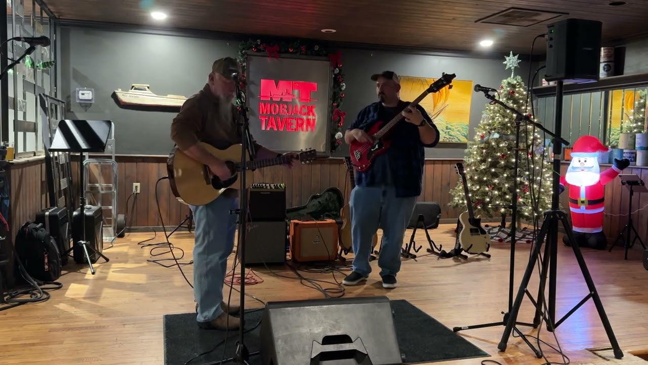 Robbie and Jon 4  December 10, 2025 @MobjackTavernOpenMic #robbie #jonathan