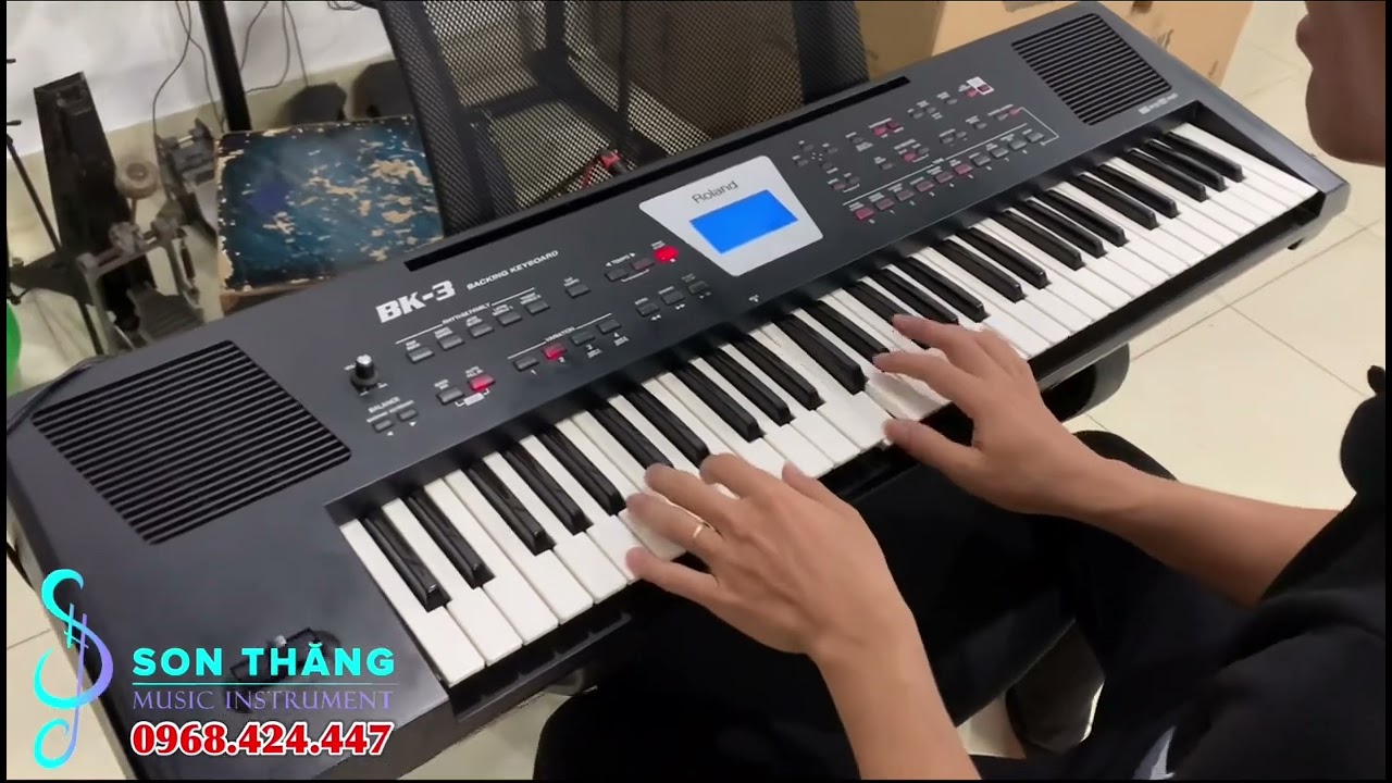 Bán đàn Roland bk3 - còn mới keng