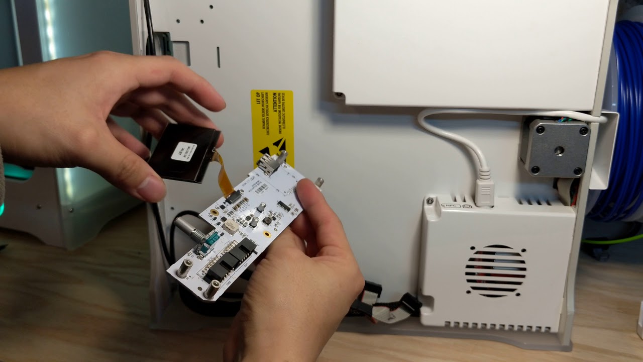 Ultimaker 3 3d Printer How to replace your display.