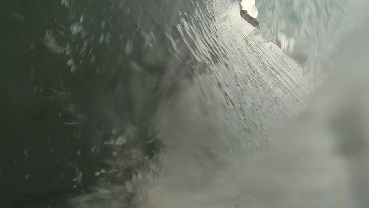 Surfeando cerrotes con @aitamifm15 | POV Surf