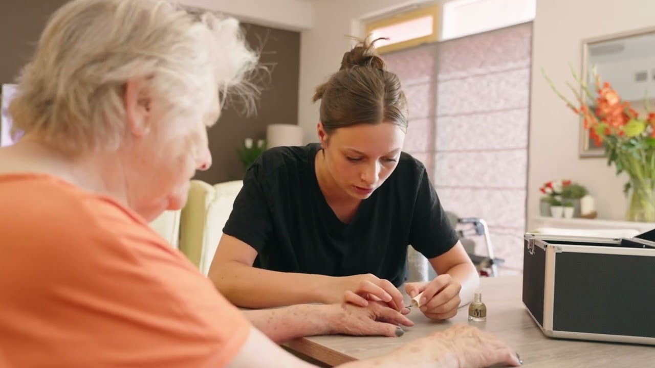 Jade is Helpende bij Careyn Maria-Oord | Werken bij Careyn