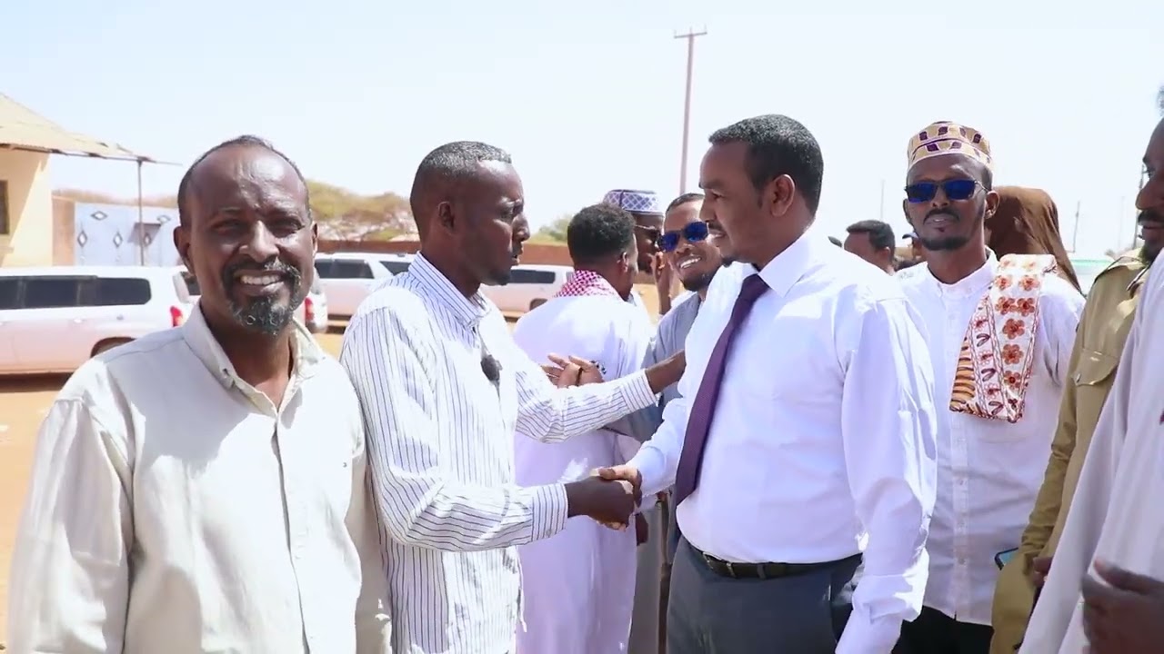 Mas’uuliyiin ka tirsan Galmudug oo Guriceel kusoo dhoweeyay Guddoomiyaha Jaaliyadda..