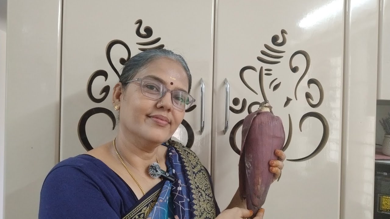 Easy way to cut banana flower... வாழைப்பூ பார்த்து பயமா?