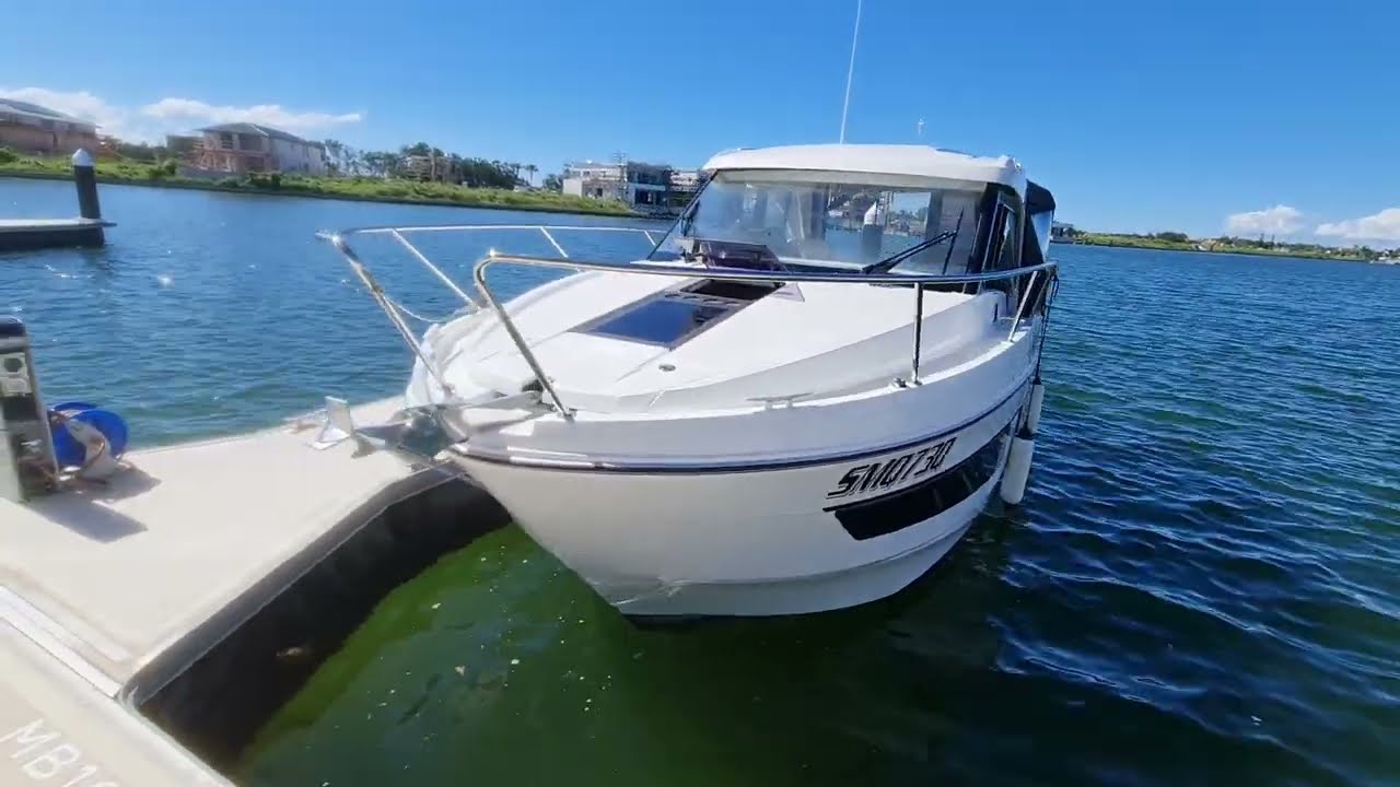 2023 BENETEAU ANTARES 9 FOR SALE. AS NEW UNDER WARRANTY.