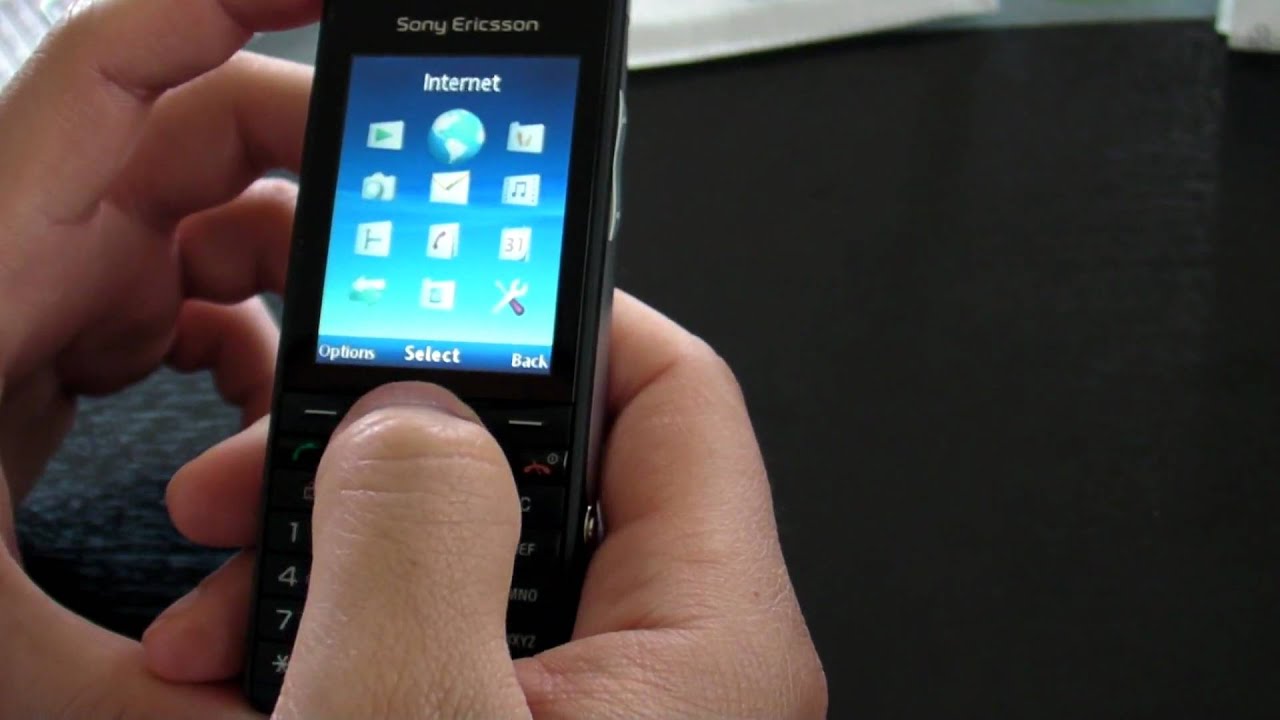 Sony Ericsson Elm Hands on HD - www.TelefonulTau.eu -