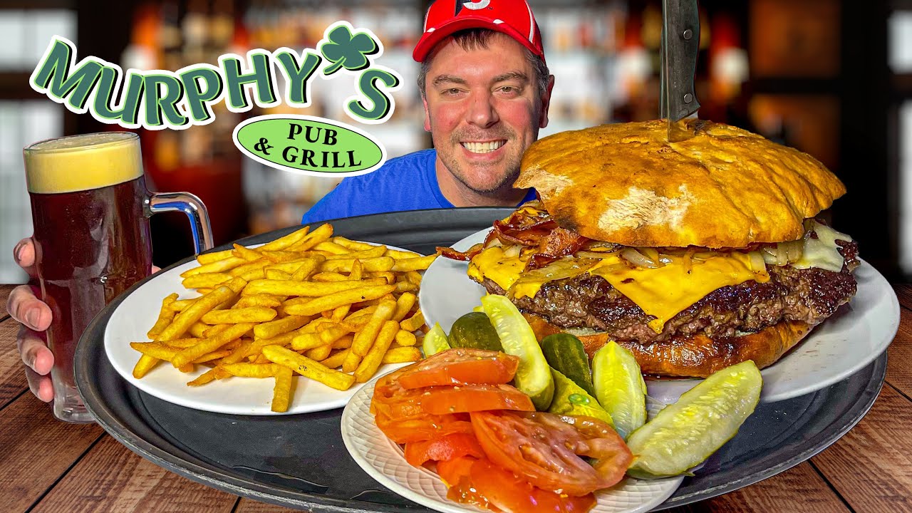 Murphy's 7lb Bacon Cheeseburger Challenge in Rockford, Illinois!!