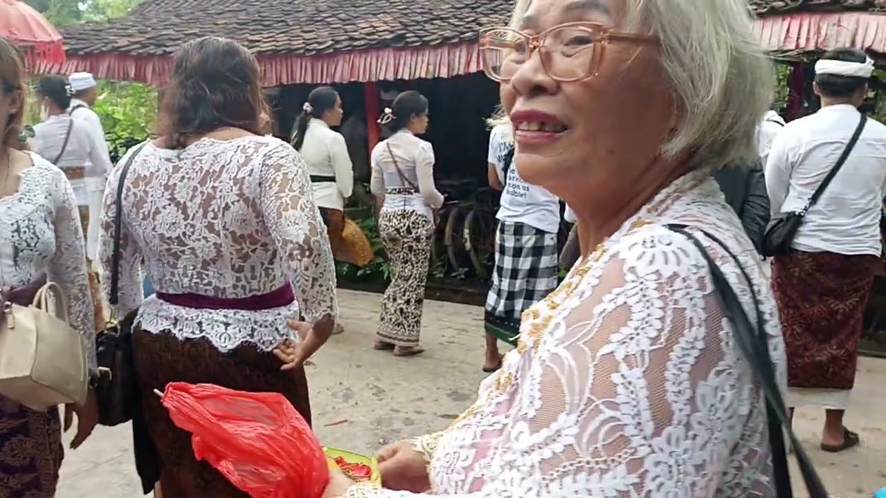 Tirtayatra Rombongan PADMA BUANA NUSANTARA ke Pura Majapahit Pusat Kawitan Trowulan. ( Bag 1 )