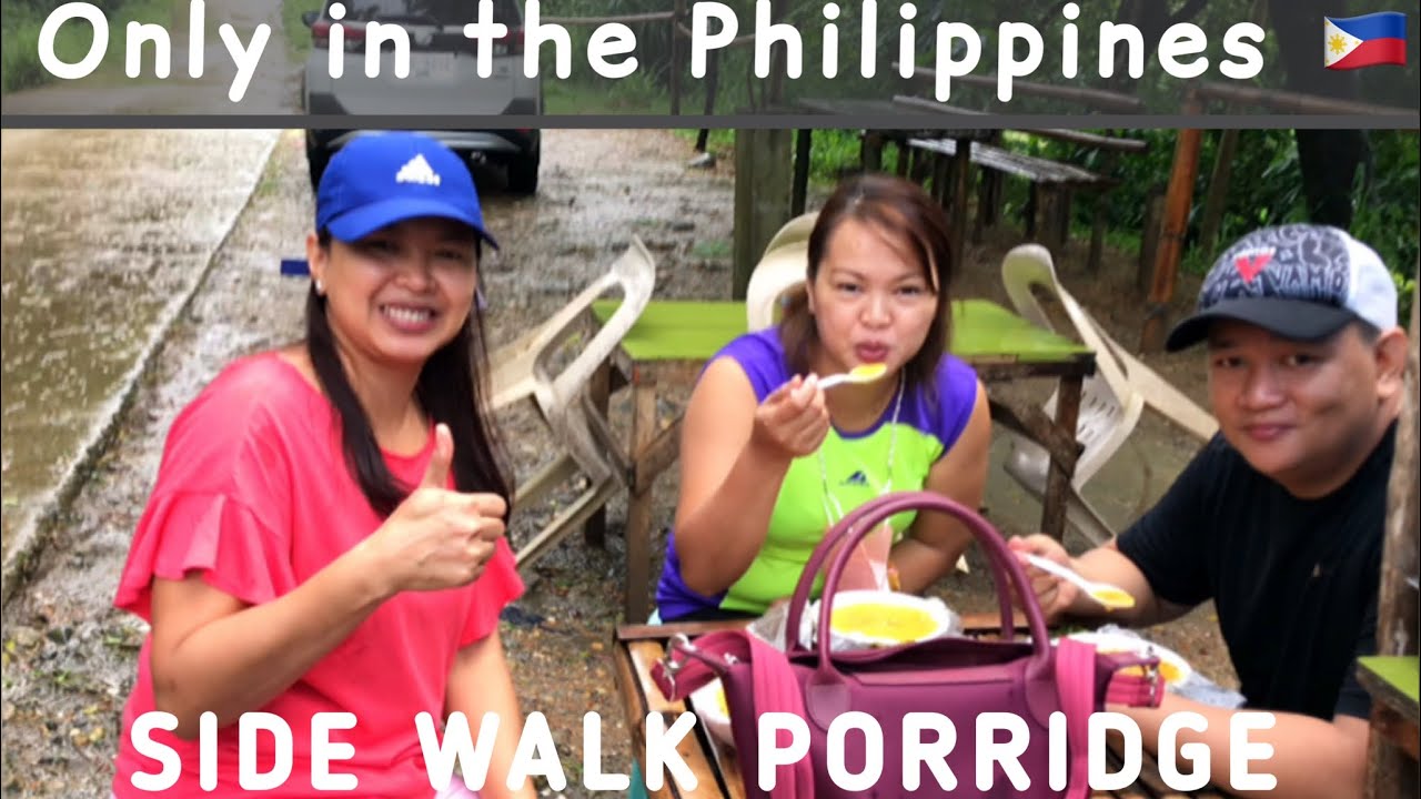 Sidewalk porridge in San Jose del monte bulacan / Philippine lugaw
