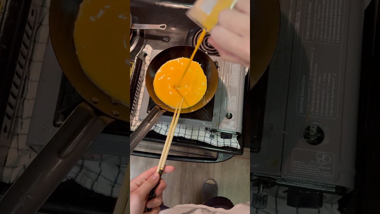 Day 232 - making the world&rsquo;s hardest omelette(omurice) in carbon steel