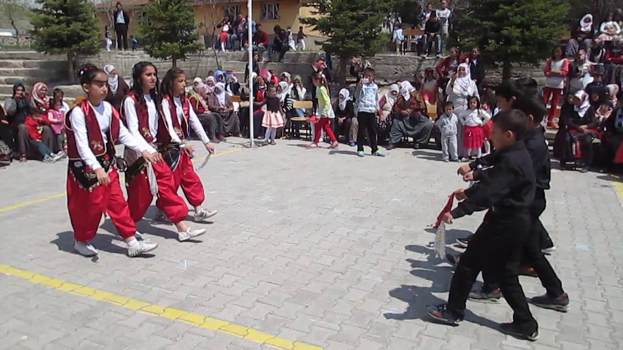 ÇAYLICA Ş.J.E.Z.Ö. ORTAOKULU 23 NİSAN ŞEMMAME GÖSTERİSİ