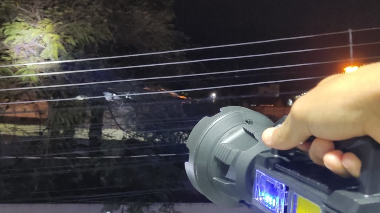 Lanterna Holofote Jws WS-730 No S&iacute;tio