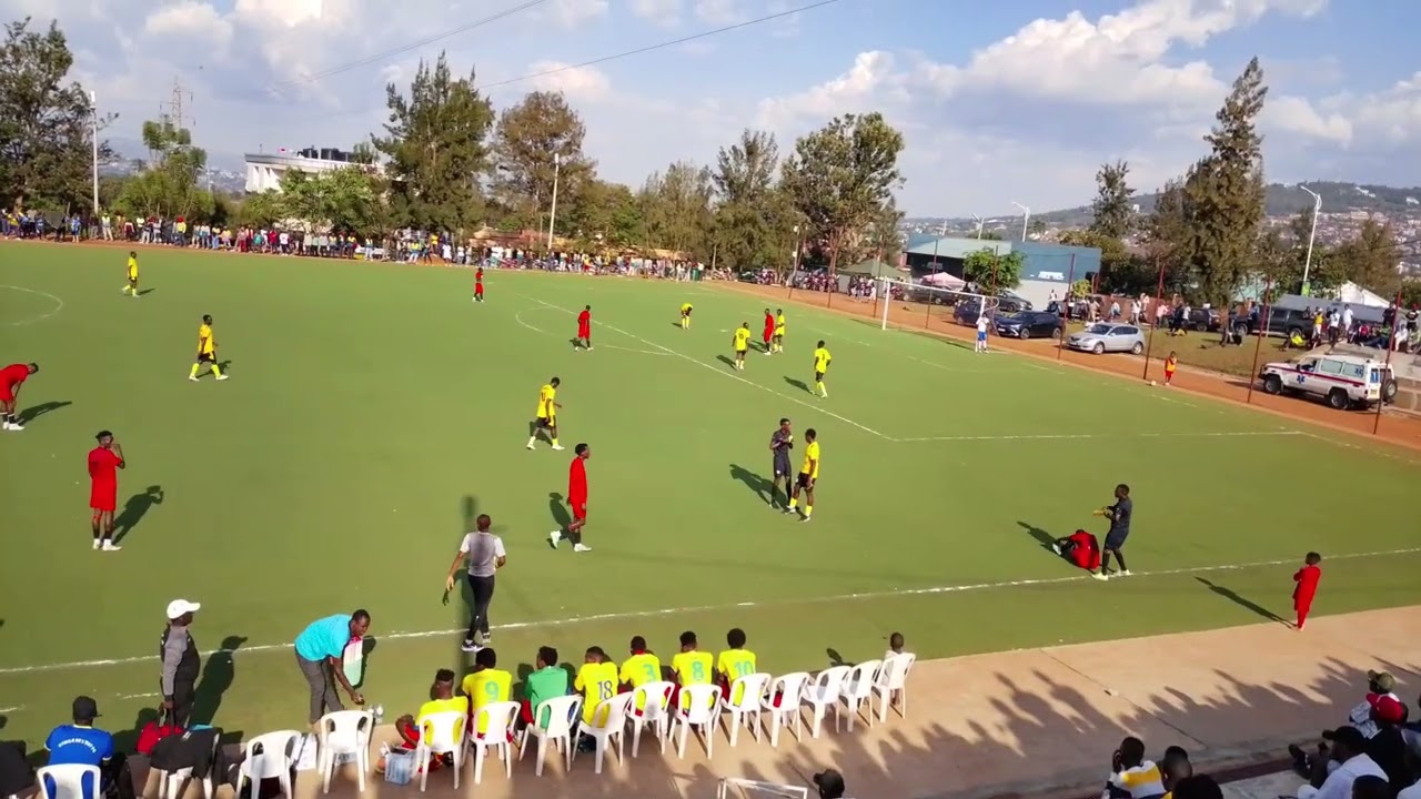 ESPERANCE FC VS ETOIL DE EST 