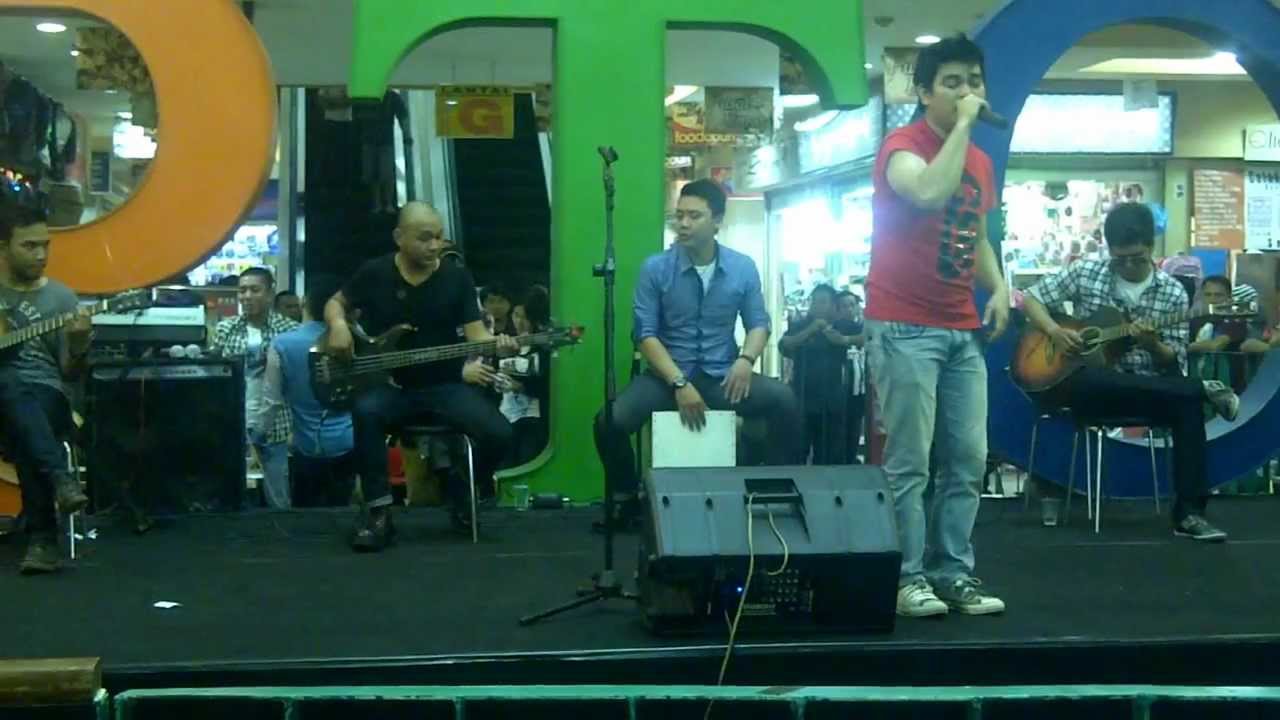 Elkasih - Kau Tigakan Cinta | Live Accoustik @PTC Jakarta