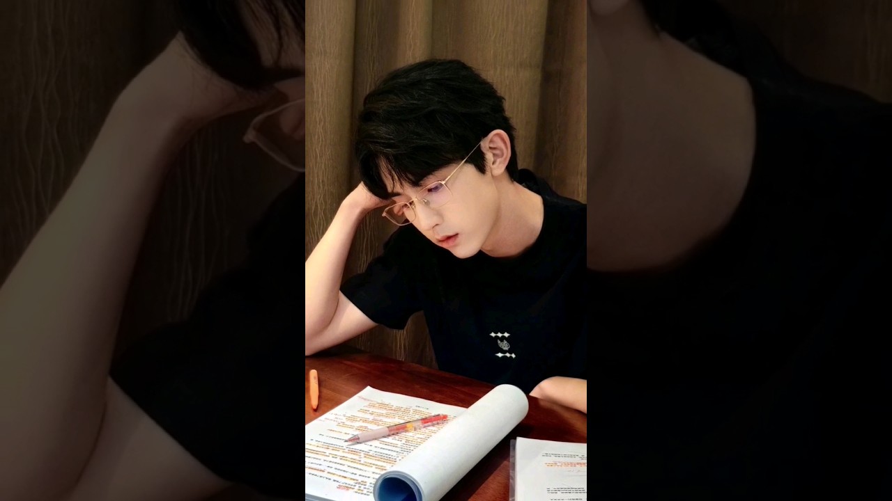 Guo Junchen new photos #guojunchen #cdrama #chinesedrama #beautyofresilience