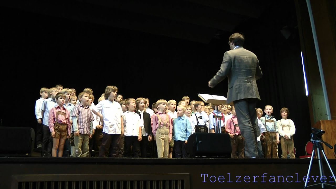 Tölzer Knabenchor (July 17, 2011) Choir 4 (young talent !), Im Walde von Toulouse