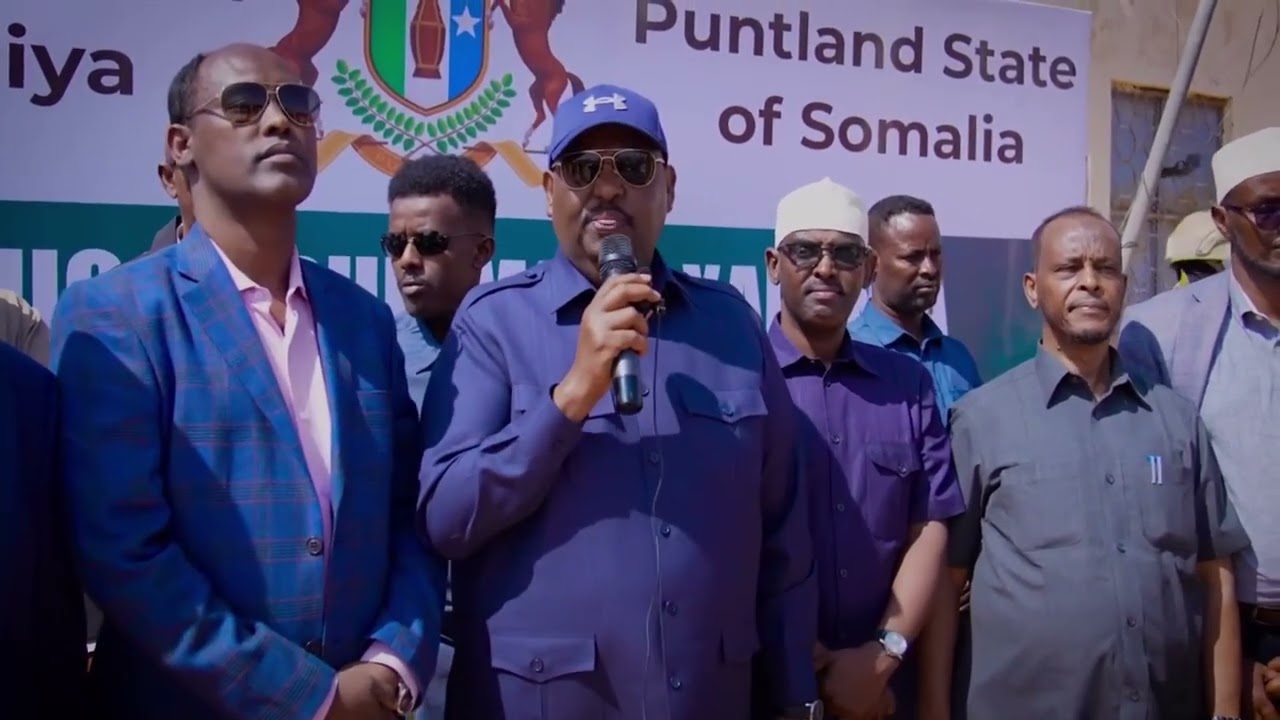 Madaxweynaha Dowladda Puntland mudane Siciid Cabdullaahi Deni ayaa dhagax dhigay dhismaha cusub ee X