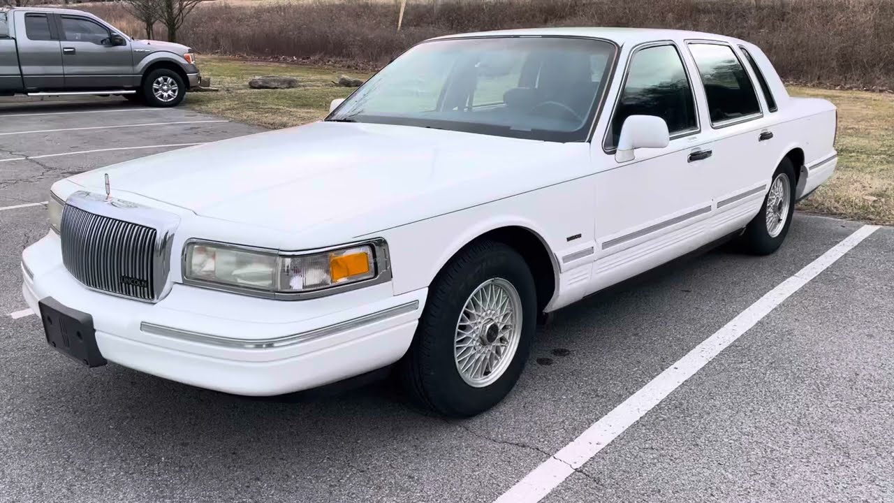 1996 Lincoln Town Car - fixes, improvements, and why I bought this car