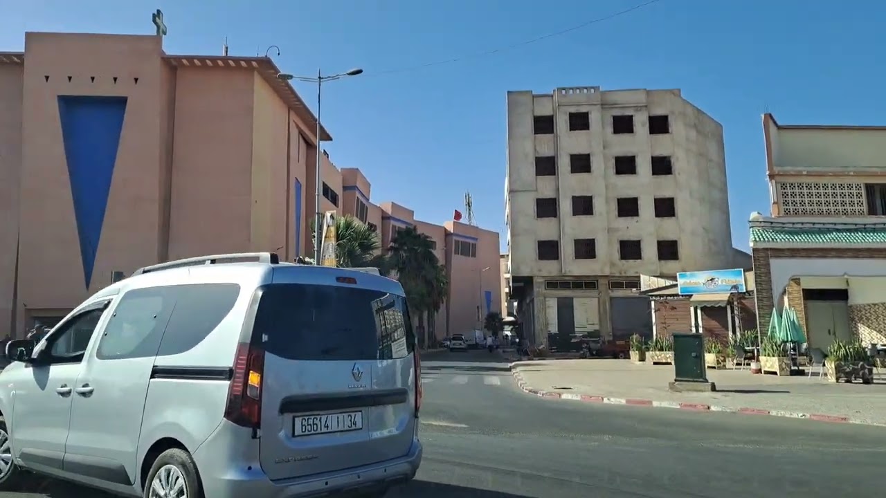 من إنزكان في إتجاه تكوين