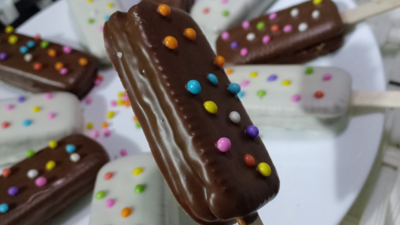 قاطو واجد لحفلات الاطفال و لا اسهل ⁦👍🏻⁩👌💞
Gâteau très facile pour les enfants