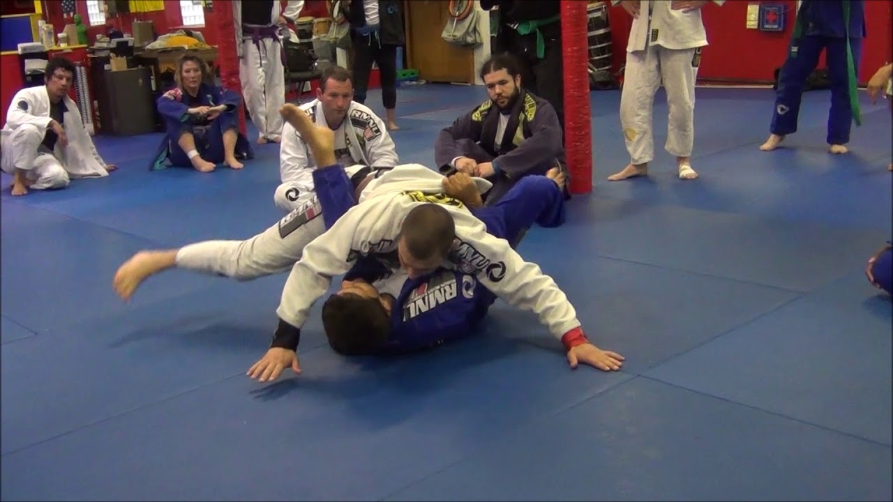 Robson Moura shows Back Take Using the Gi   Brazilian Jiu Jitsu2