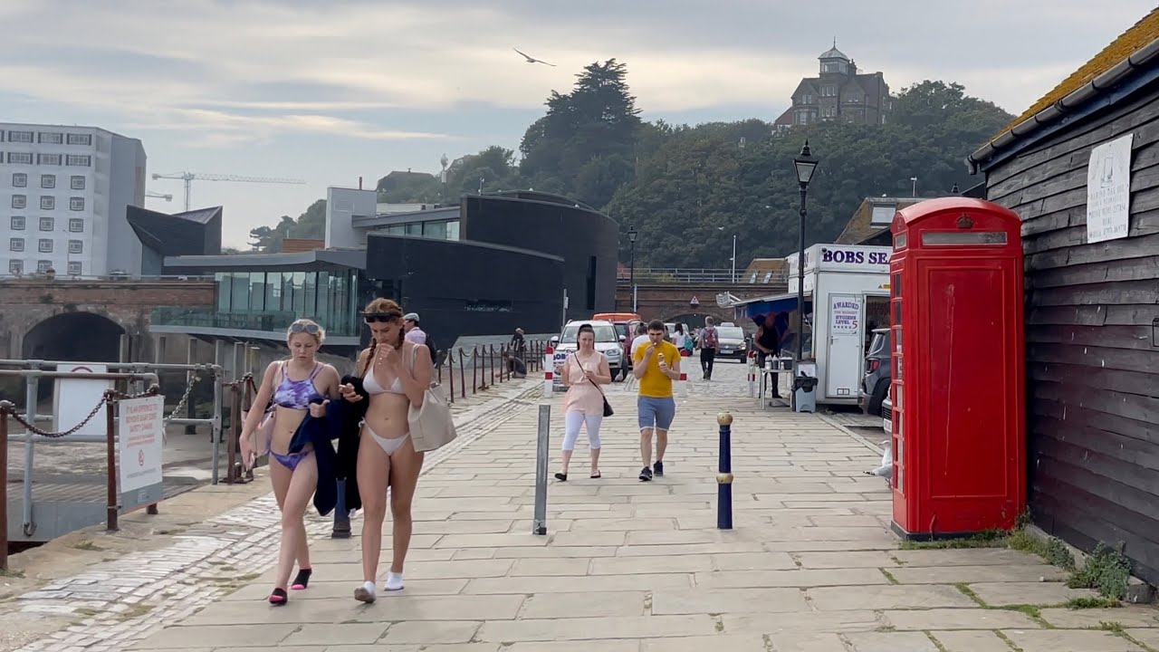 Folkestone beach walk England Kent 🇬🇧 06/09/2021