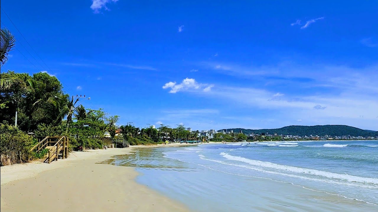 Bairro Canto Grande..Praia...Bombinhas SC dia  25.10.2024