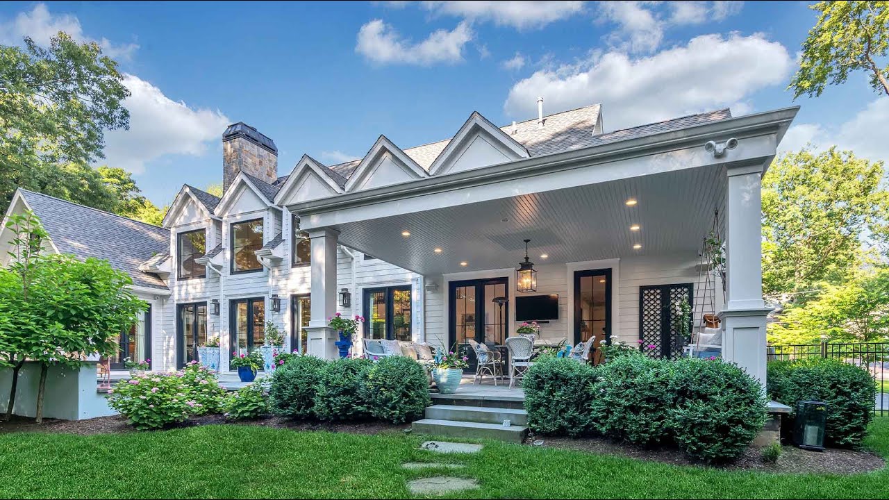 Luxury and Sophistication at this $3,650,000 home | 240 Terrace Rd, Franklin Lakes, NJ