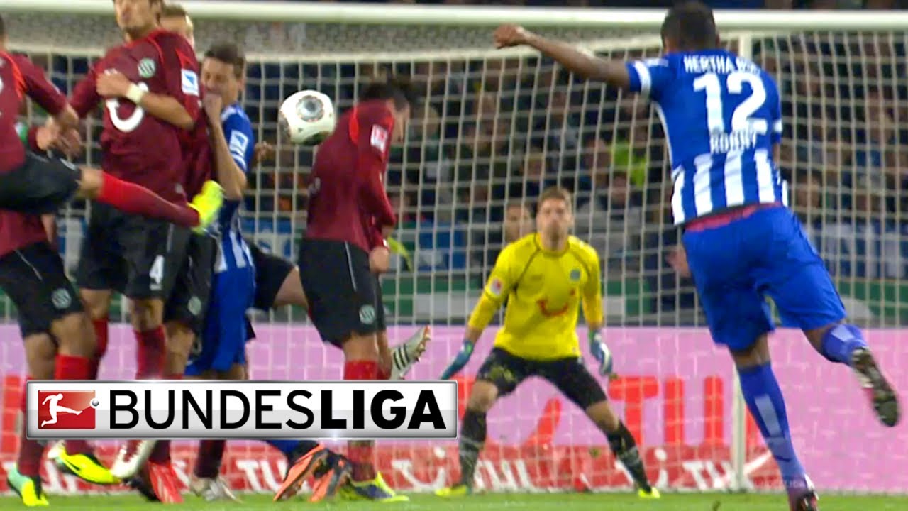 Ronny's Rocket-Fast Free Kick Goal!