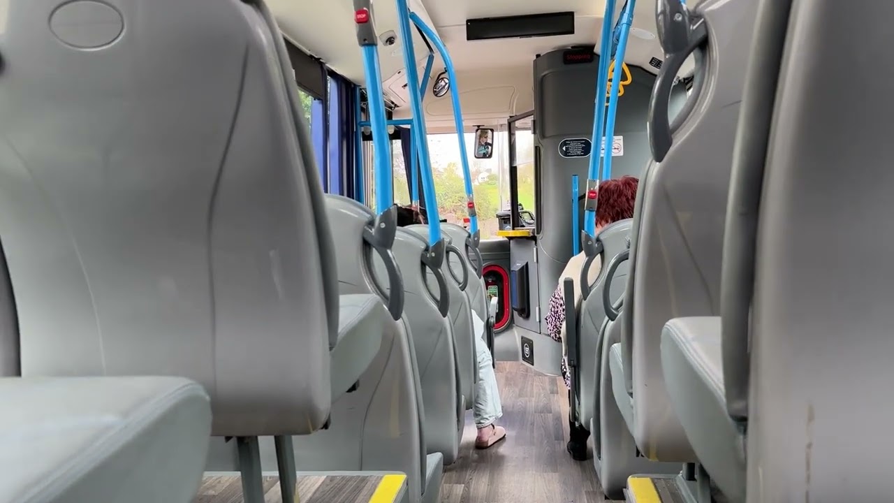 YJ74DFX | Optare M8570SLR Solo SR | Stagecoach South West 48175
