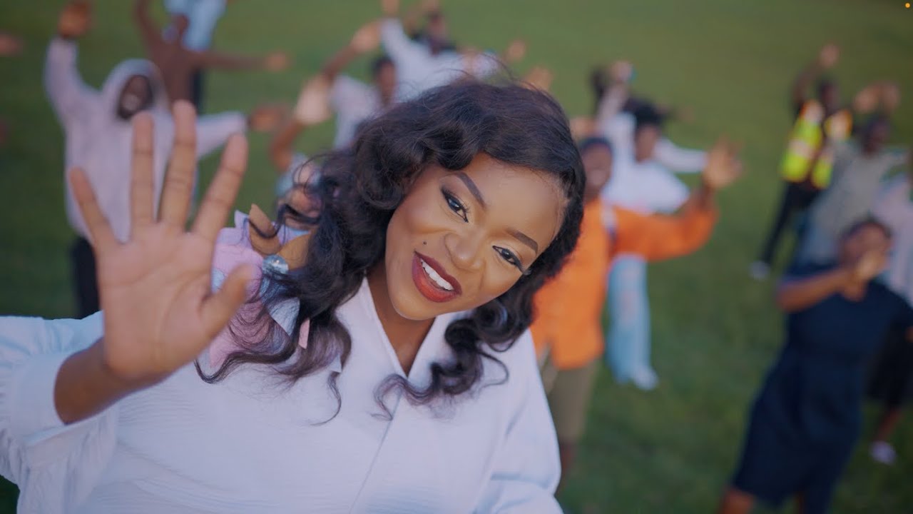 Esther Chitheka - Wafika (Official Music Video)
