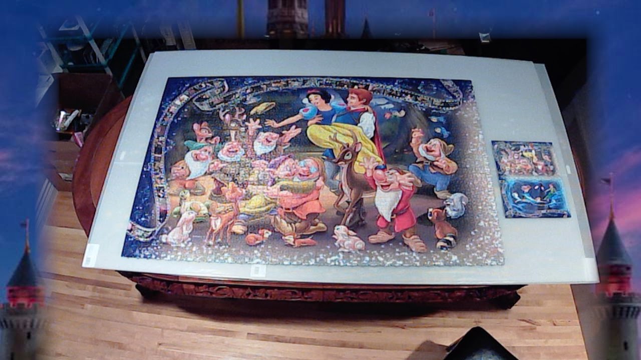 Disney Unforgettable Moments (The Largest Puzzle in the World - 40320 Pieces): Snow White