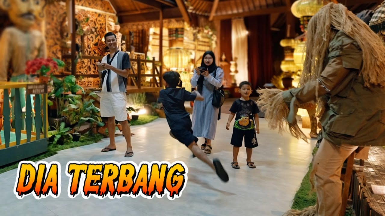 MOMEN paling UNIK disaat dia KAGET, PRANK ORANG-ORANGAN SAWAH || SCARECROW PRANK