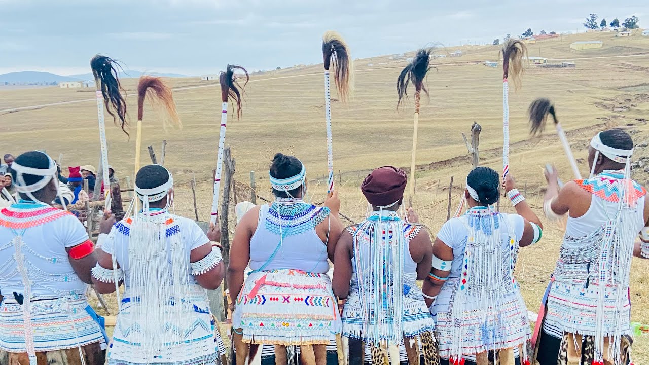 Amagqirha aseNgcobo- ithongo laseku seni.