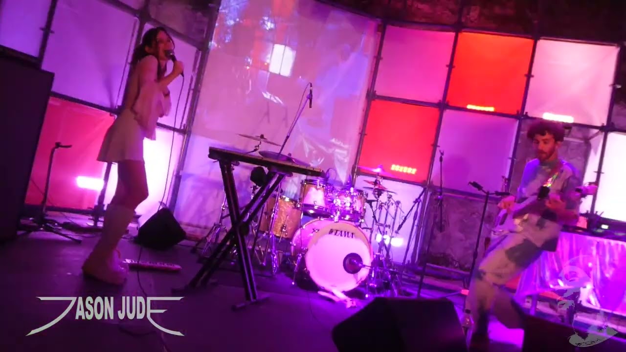 Magdalena Bay - The Beginning [HD] LIVE 3/14/2022