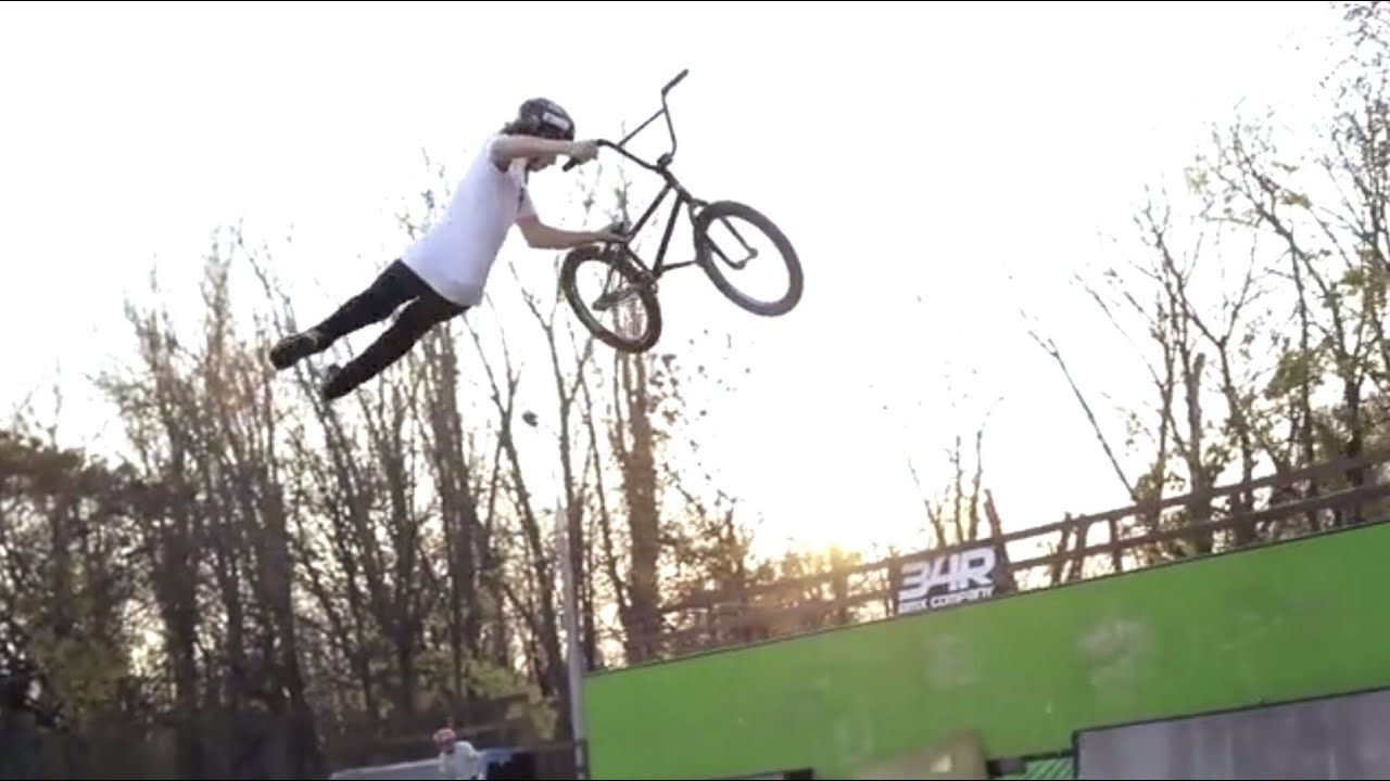 BMX - IREK RIZAEV - WELCOME TO HELLRIDE