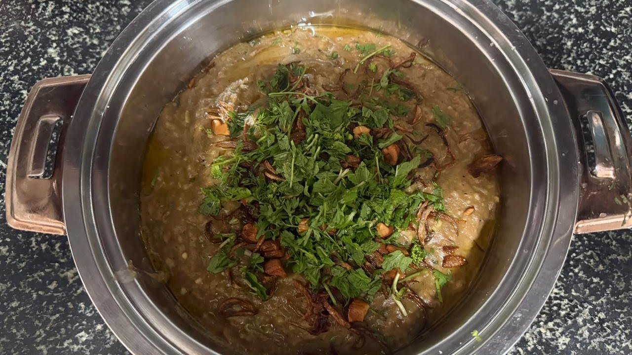 Hyderabadi Haleem#Home made Haleem🏡How to make haleem#How to make simple home made haleem😋❤️