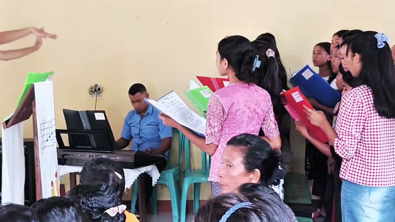 Persaudaraan yang Rukun Ciptaan Bonar Gultom/SMPK Rosa Mistika Waerana 