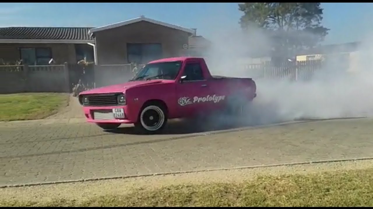 TUNED 13B ROTARY SWAPED NISSAN CHAMP CRAZY BURNOUT