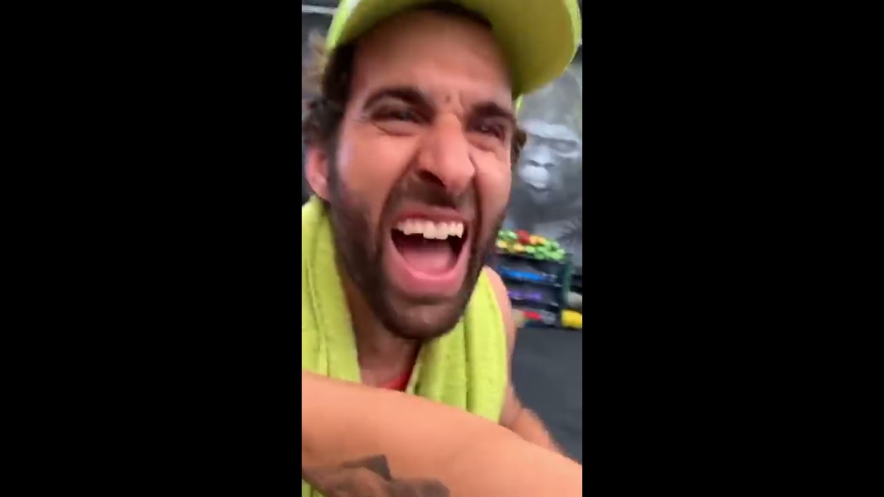 Er Christian 🔪🔪🔪 va a CrossFit con Er Cabesa
