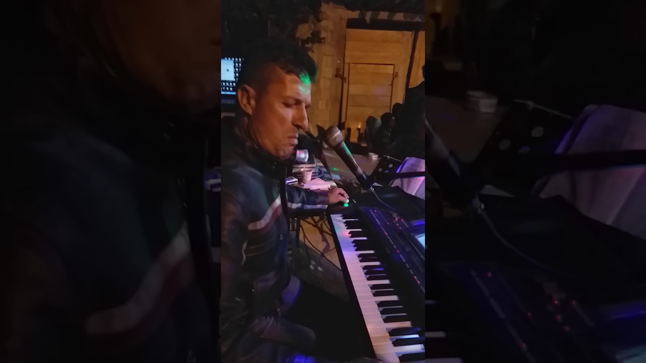 Pyst &Uuml;nal D&uuml;ğ&uuml;nde Coşuyor Coşturuyor( &ccedil;iftetelli)