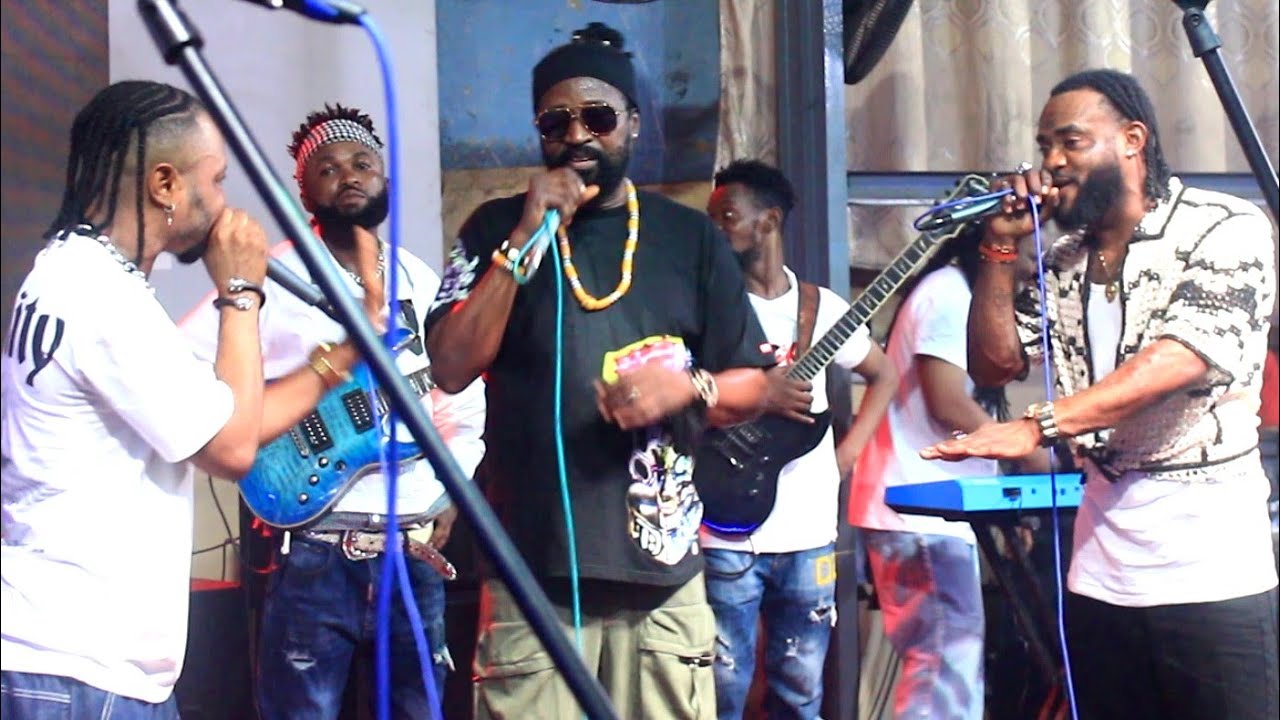 WERRASON:BERCY MWANA AYE MABE BITUMBA CONTRE ROI SABOT EN PLEIN REPETITION APRES JAMAIQUE SUIVEZ