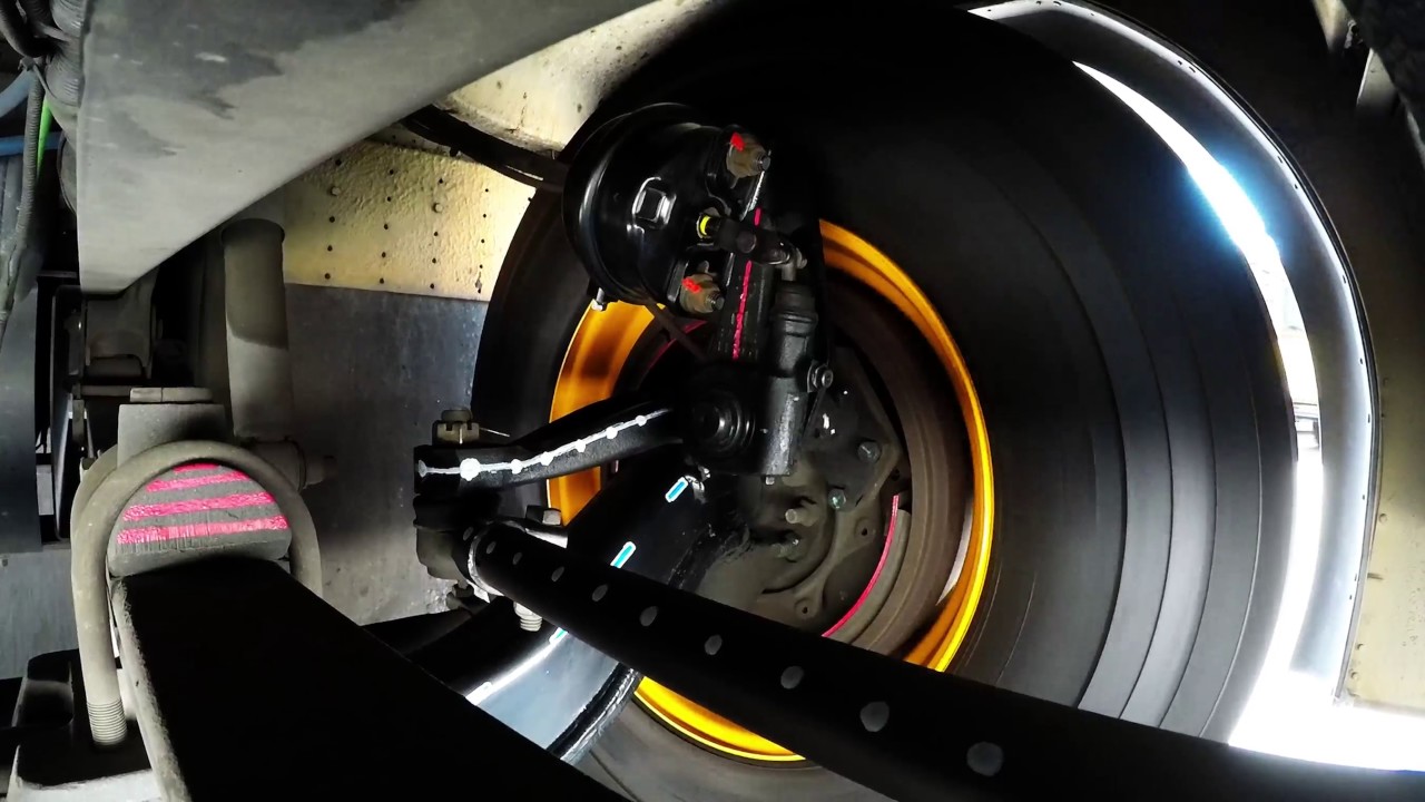 school bus front suspension view
