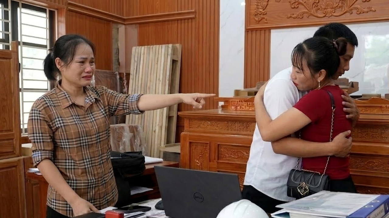 What Are My Husband and That Woman Doing Behind My Back? | Ly Phuc An