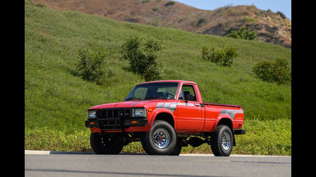 1983 Toyota Pickup start up and walk around